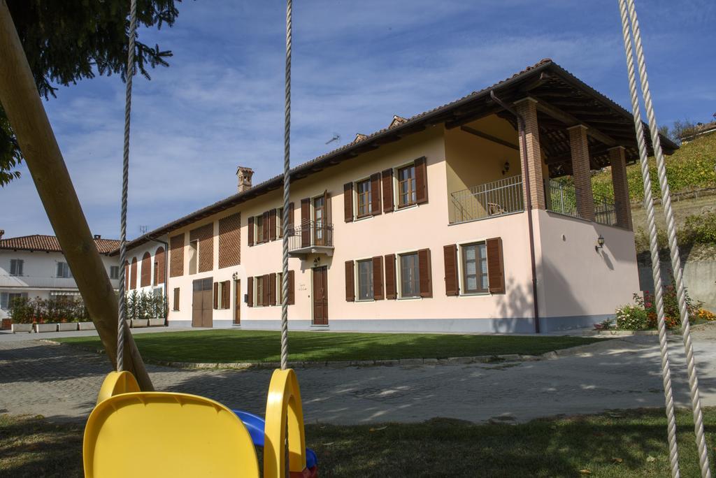 Cascina La Corte Acomodação com café da manhã Neive Exterior foto